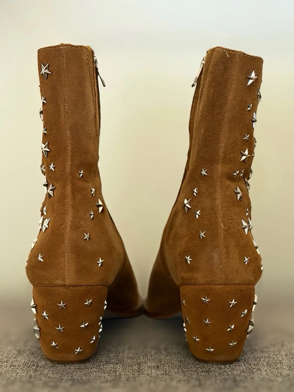 Authentic Matisse Caty Studded Suede Boot in Fawn Gently Used Size 10